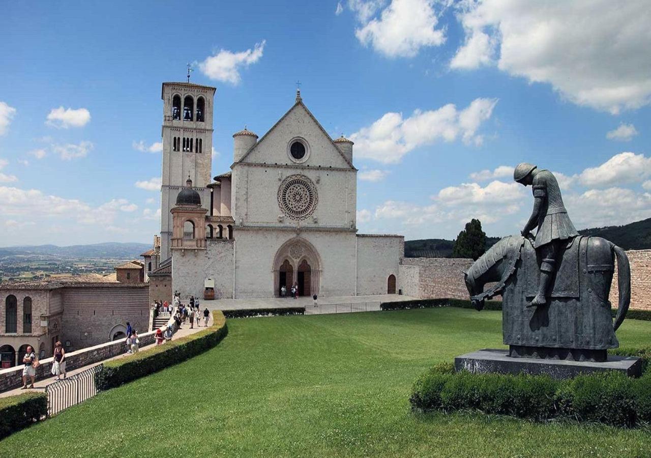 Camere Gambacorta Assisi Exterior foto